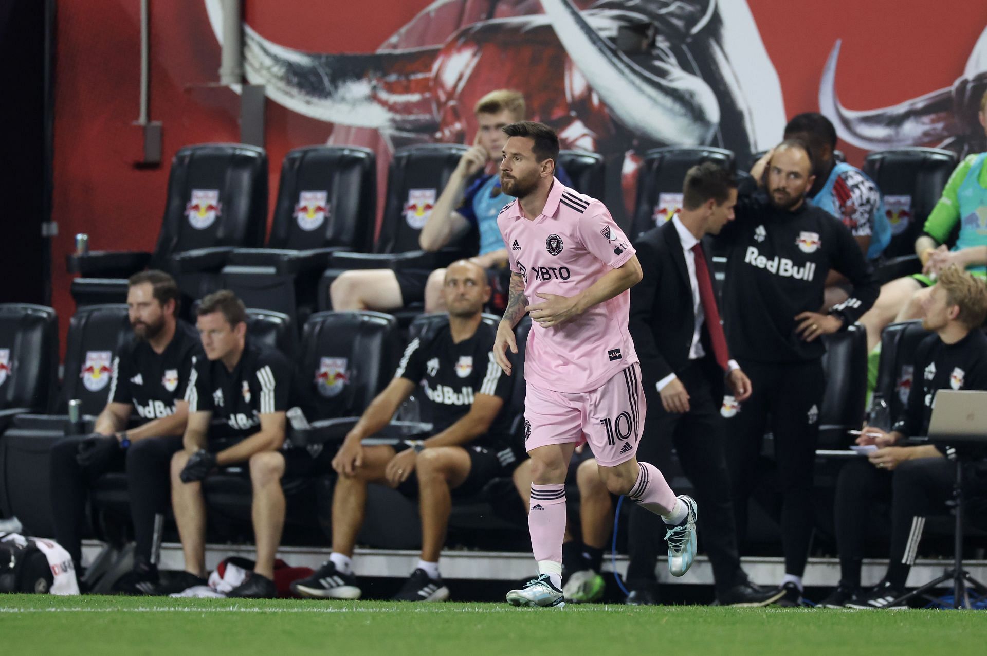 Lionel Messi (via Getty Images)